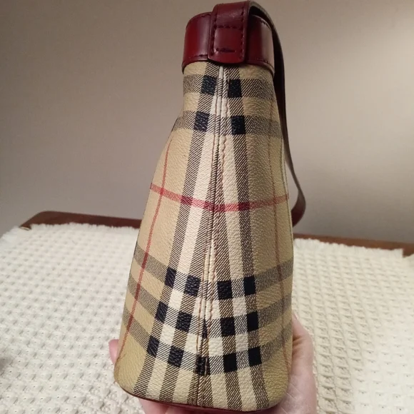 AUTHENTIC Vintage Burberry Haymarket Check Shoulder Bag With Certificate - Picture 6 of 11